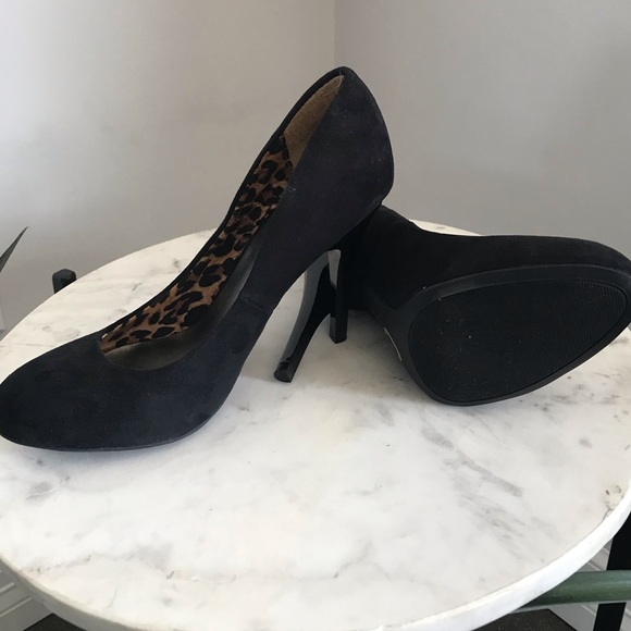 G by Guess - Picture 2 of 4